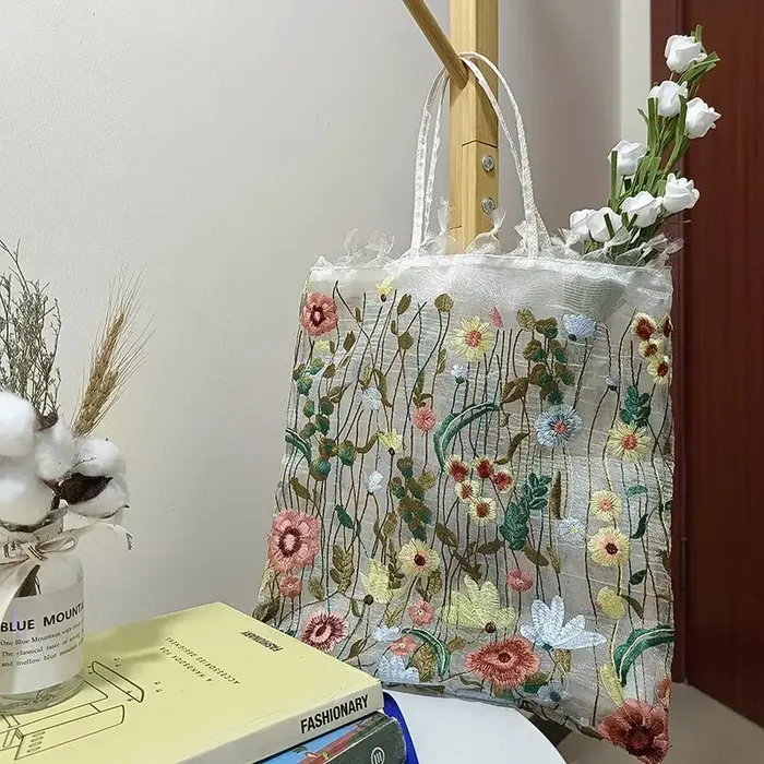 Sac à bandoulière en dentelle brodée de fleurs pour femmes