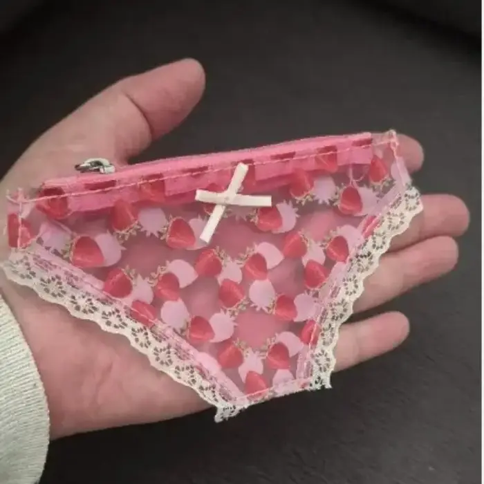 Porte-monnaie en dentelle mignon