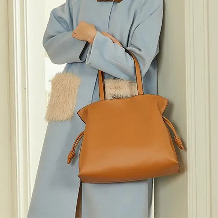 Sac à bandoulière en cuir véritable pour femme 2026