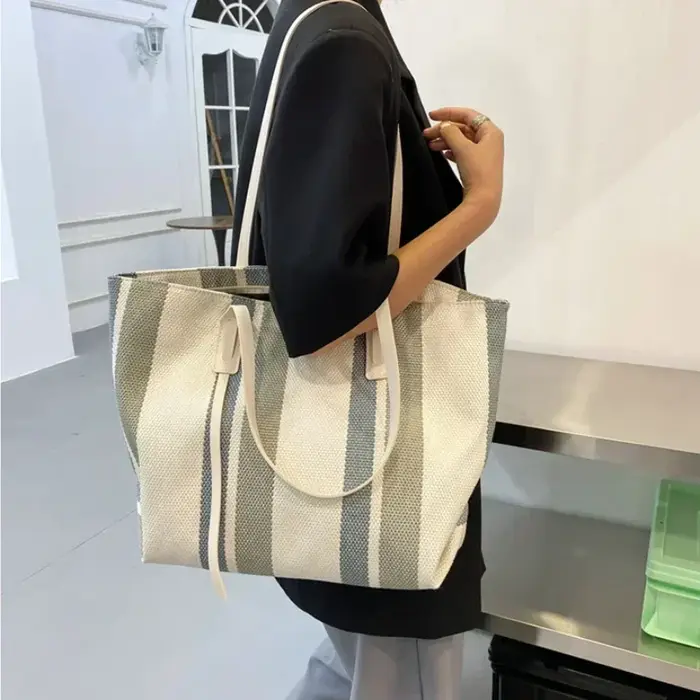 Sacs d'été en raphia pour femmes