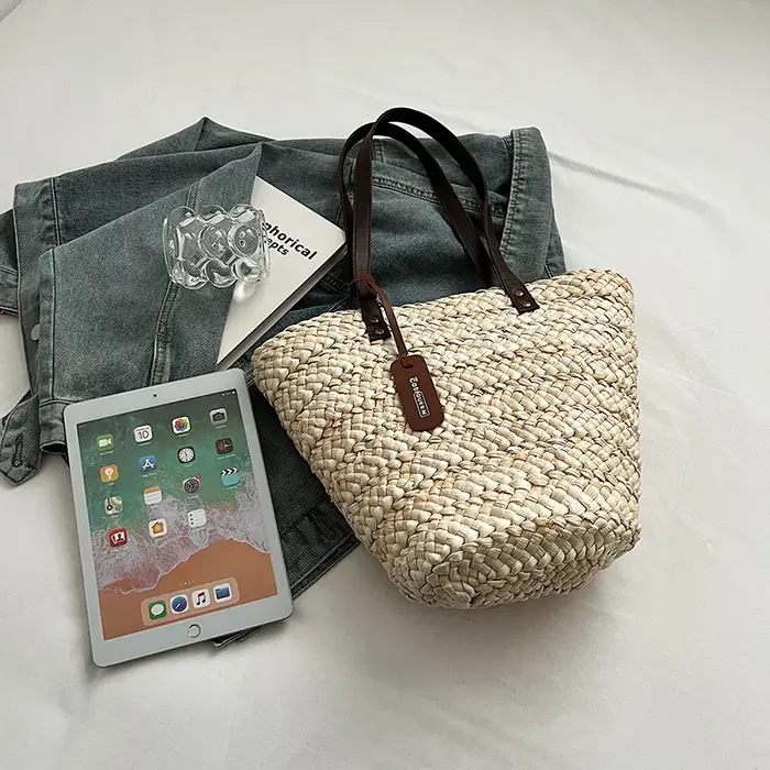 Sac à main tissé en rotin pour femmes