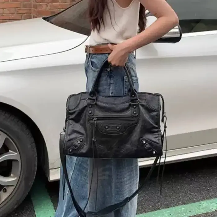 Sac à bandoulière Rivet Tassel Biker pour femme