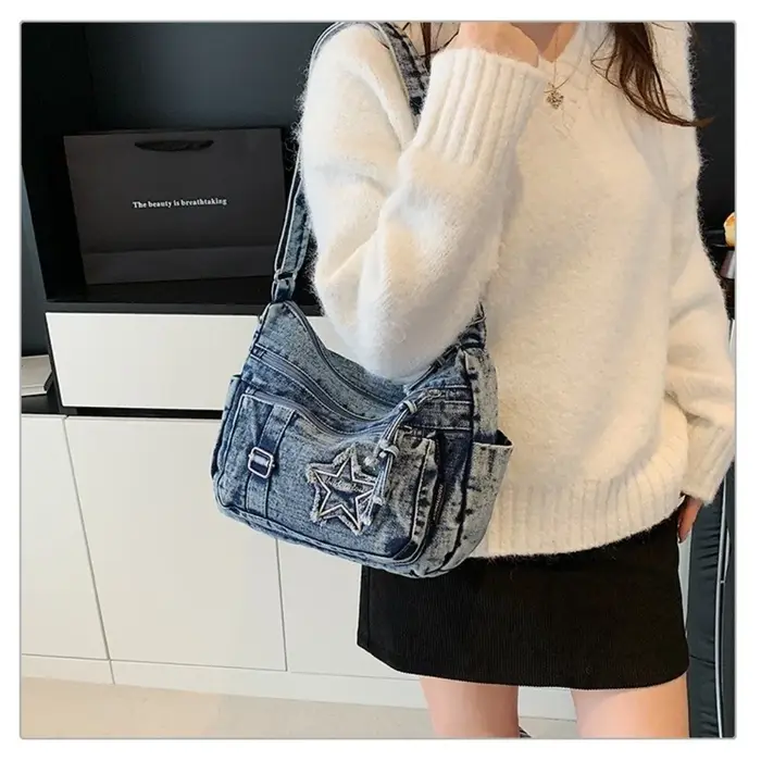 Sac à bandoulière en jean polyvalent et durable