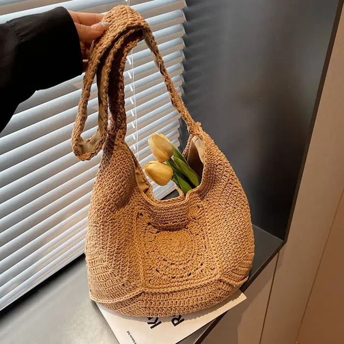 Sac fourre-tout tendance rétro en coton tricoté à la main