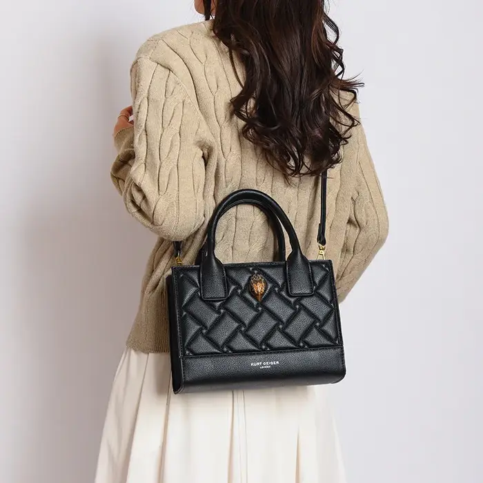 Sac carré matelassé de luxe bicolore – Sac à bandoulière large pour femme, sac à main tendance et ch