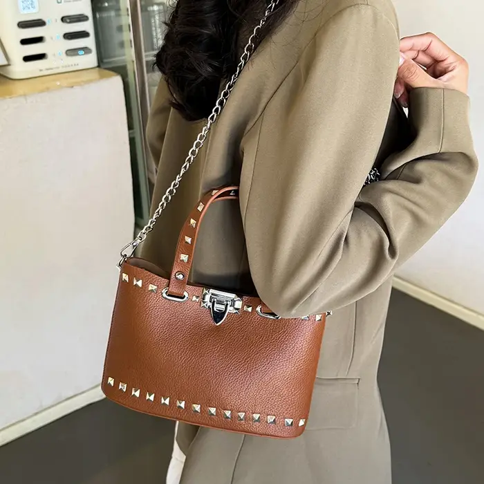 Sac à bandoulière en cuir PU noir pour femme