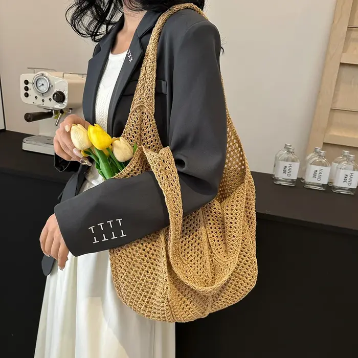 Sacs en paille tissés faits à la main pour femmes