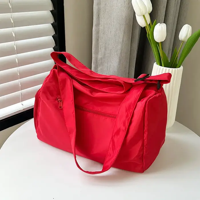 Grands sacs fourre-tout de voyage à bandoulière pour femmes