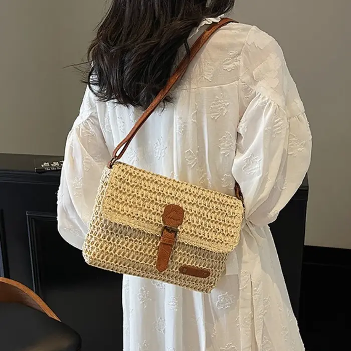 Nouveau sac à bandoulière en paille à la mode pour femmes