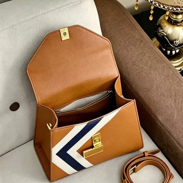 Sac à main élégant pour femme avec motif géométrique