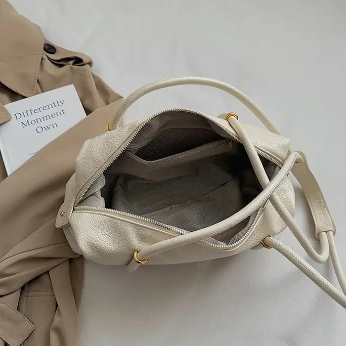 Sac à bandoulière cylindrique en similicuir froissé pour femme