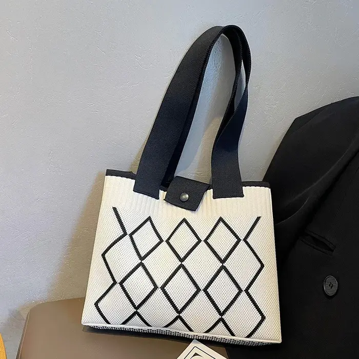 Sac à main tricoté à la main pour femme