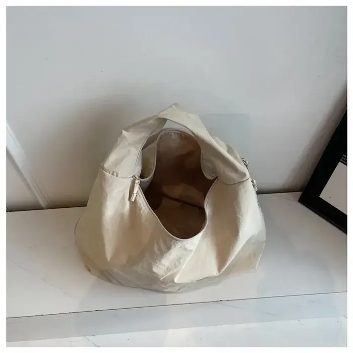 Sac messager haut de gamme pour femmes de la part d'un créateur renommé - Sac à bandoulière en cuir de marque de luxe