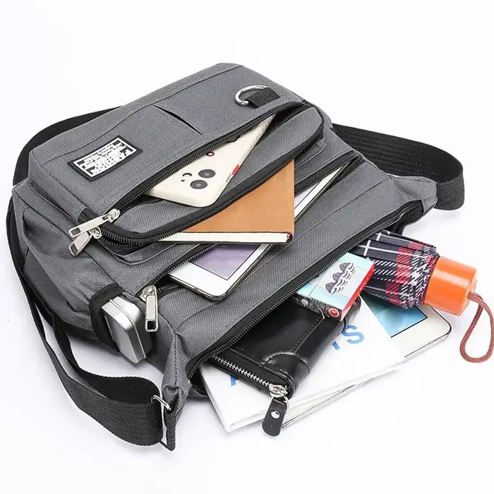 Sac à bandoulière multi-poches pour hommes