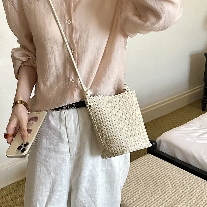 Sac seau simple pour femme