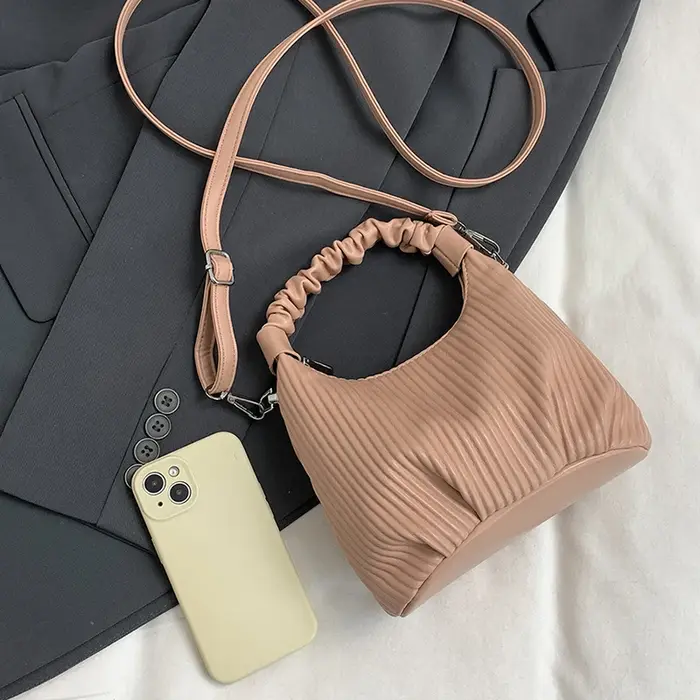 Sacs à main en cuir PU plissés pour femmes