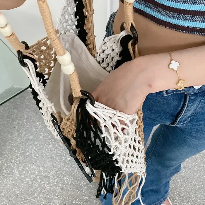 Sacs en résille bohème à pompon pour femmes