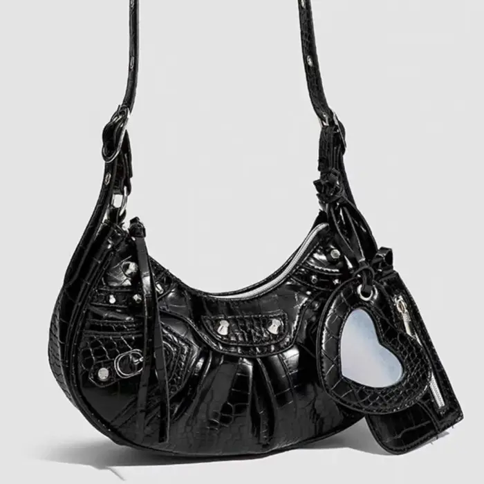 Sac de moto plissé à franges et rivets style punk 2025