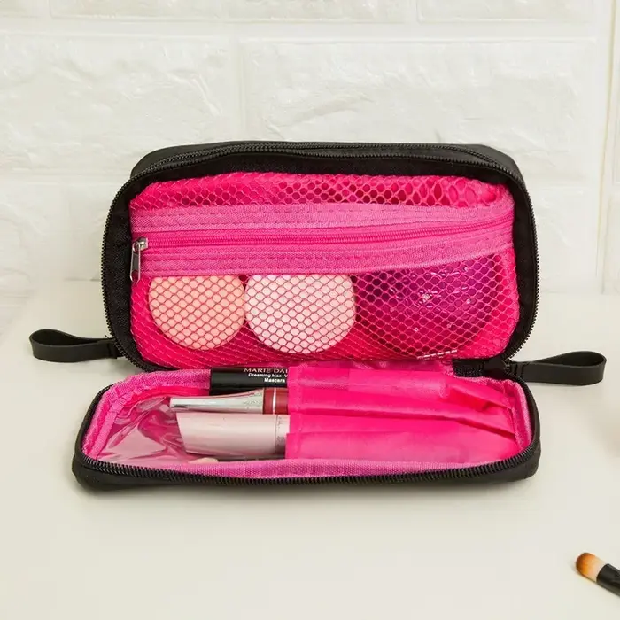 Mini trousse de maquillage noire pour femme