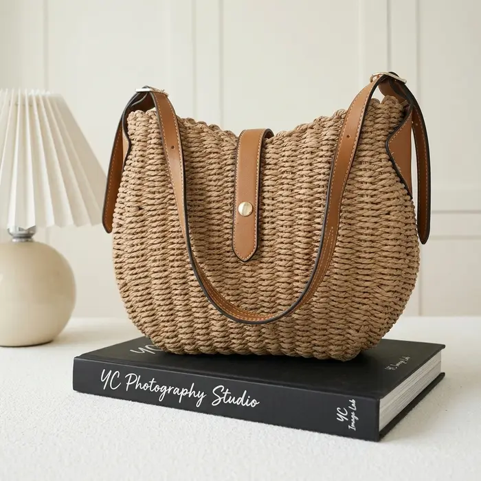 Sac à bandoulière tressé en paille pour femme