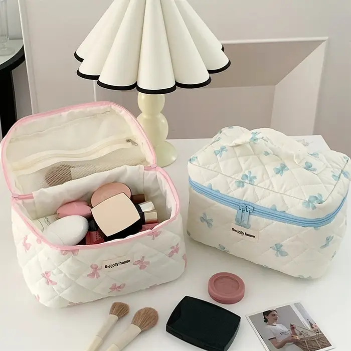 Grand sac à cosmétiques